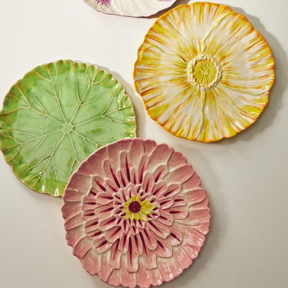 Anthropologie lilypad side plate (single) yellow